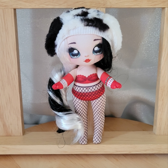 Two Na Na Na Surprise - Michael Manchester Doll -Series 3 Dottie DeMil - Picture 10 of 16